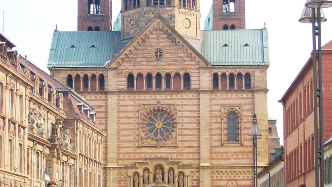 "Câinii" și-au stabilit locul de cantonament lângă Rhin