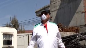 Dumitru Dragomir vrea să vândă, în plină criză, un apartament cu 500.000 de euro. „Dacă nu ieșim la muncă, murim de foame” | VIDEO