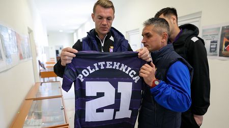 ASU Politehnica Timişoara ar putea scăpa de particula ASU! Anunţul rectorului UPT şi părerea despre scăderea dramatică a numărului de spectatori la meciurile echipei alb-violete