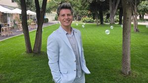 Luna cadourilor vine cu eveniment special pentru Lăcrămioara Perijoc: „Abia aștept. Voi fi foarte emoționată”. SPECIAL