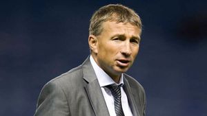SUPER TARE! Dan Petrescu ar putea s-o ajute pe BarÃ§a să-l ia pe Fabregas!** Un jucător al catalanilor ar putea ajunge la Kuban