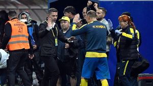 Mesaj de susţinere pentru Flavius Stoican în faţa fanilor Petrolului din partea rivalului de la UTA: ”Un pic mai multă răbdare. Performanţa nu o faci pocnind din degete”