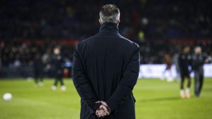 Gigi Becali a spus că i-a dat „la căpățână de i-au sărit capacele”, iar acum antrenorul poate fi demis: „Crede că suntem toți idioți”