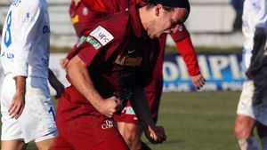 EXCLUSIV | De ce nu putea slăbi niciun gram "Căpcăunul" Fabbiani, deși șefii CFR-ului îl puseseră la dietă: "Își lua câte zece în fiecare seară". A preluat afacerea, a dus-o în Argentina și a făcut o avere. FOTO Cum arată acum