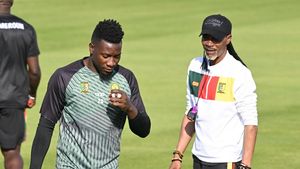 Scandal de proporții la naționala Camerunului, după eliminarea de la Campionatul Mondial! Selecționerul a fost filmat în timp ce dezvăluia cearta pe care a avut-o cu portarul Andre Onana și a reacționat acid: „Viața privată mi-a fost încălcată, iar onoarea atacată!