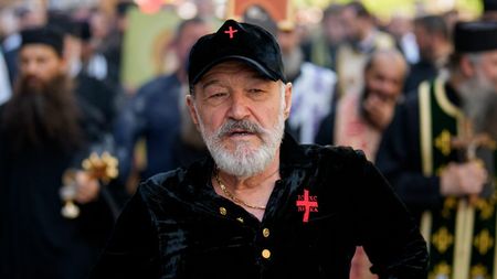 Așa a murit sora lui Gigi Becali. Povestea Dorinei Becali, asistenta medicală care a fost botezată în aceeași apă cu Giovanni Becali: „Suflet de sfântă”