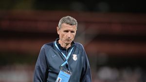 BREAKING NEWS | O nouă schimbare de antrenor în Liga 1! Mulțescu, aproape demis: "Mi s-a spus clar în față, bărbătește"