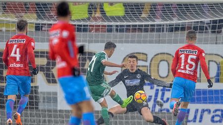 EXCLUSIV | I se cere plecarea de la FCSB pentru a-și salva cariera: "Toată lumea și-a pierdut încrederea". Planul gândit pentru un titular al vicecampioanei