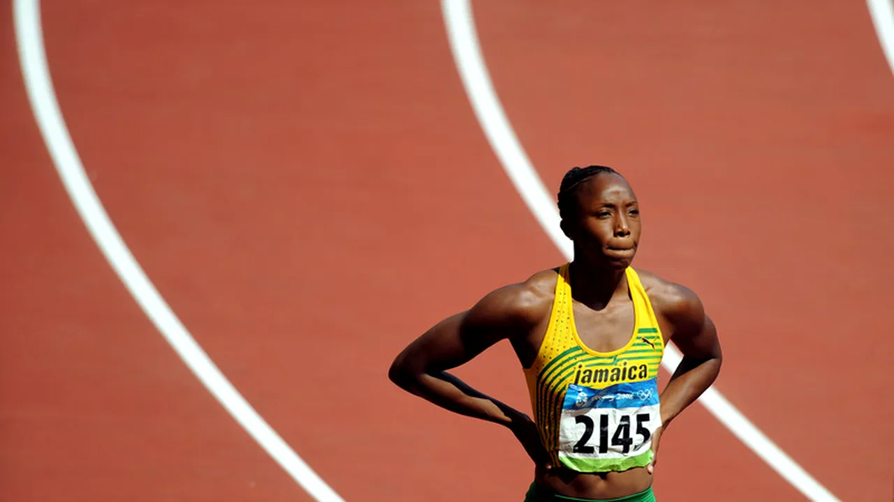 Atleta jamaicană Sherone Simpson, suspendată 18 luni pentru dopaj