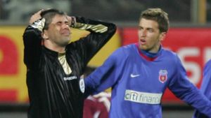 "Îi transmit lui Deaconu succes și să n-aibă parte de 'brichete'!"