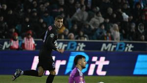 Faza la care lui Gigi Becali i-a stat inima! Zivulic, la un pas să-i rupă piciorul lui Bîrligea cu o intrare brutală