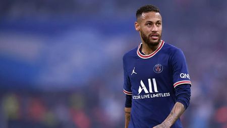 Superstarul Neymar Jr. și-a asumat în premieră relația cu noua sa iubită, modelul brazilian Bruna Biancardi!
