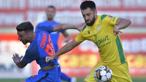 CS Mioveni - FCSB 1-1. Dezastru pentru „roș-albaștri”, rămași fără victorie după 4 etape! Noua „perlă” Miculescu a marcat, dar n-a fost de ajuns