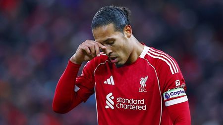 A fost măcel pe Anfield! Liverpool, desființată de Nottingham Forest și Slot e pe făraș