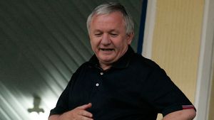 Porumboiu atacă:** "Aș vrea și eu să câștig un titlu sau o Cupă cu arbitrii, ca și CFR"