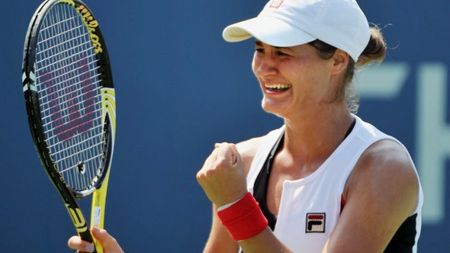 Monica Niculescu s-a calificat în turul doi la Wuhan