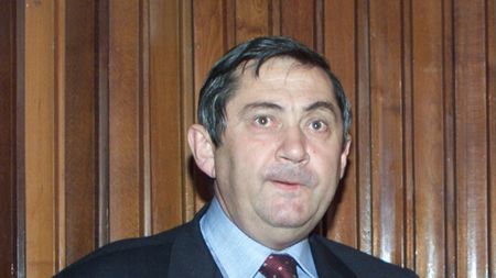 Berechet: „Este o degringoladă!"