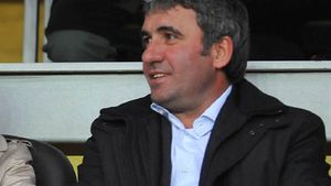 Hagi: "Voi ține cu ambele formații"