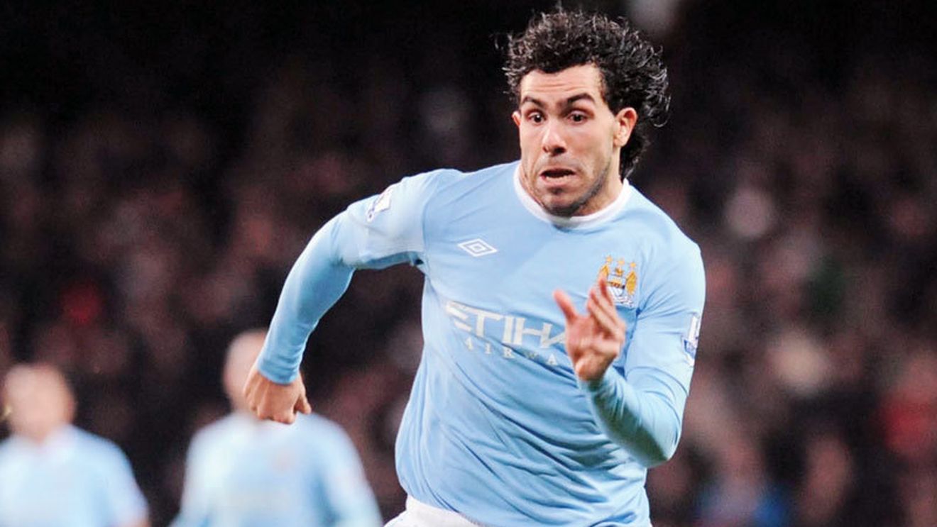 Neville și Tevez, păziți ca infractorii!** VEZI DE CE!