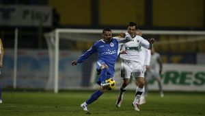 Sibienii au luat un mijlocaș cu peste 150 de meciuri în Liga I!** "Ne salvăm de la retrogradare"