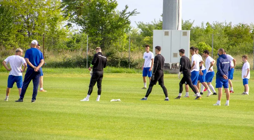 ”FC” U Craiova a început pregătirea noului sezon de Liga 2. Lotul pe care l-a avut la dispoziție Eugen Trică