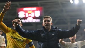 Gigi Becali a făcut prima ofertă oficialā Fiorentinei pentru transferul lui Louis Munteanu! Ce sumă minusculă a propus: "În 6 luni e gratis"