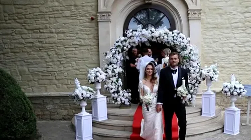 De la nuntă, la echipa națională. Alex Cerțu s-a căsătorit într-o atmosferă de <i class='ep-highlight'>gală</i>: „Momentan jucăm fotbal, avem timp de lună de miere”