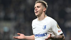 S-a decis! Pentru ce echipă va juca Louis Munteanu în noul sezon