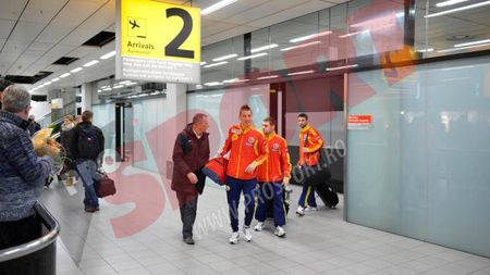 Naționala României a ajuns la Amsterdam! FOTO** Singurul jucător care nu a mai făcut deplasarea cu restul lotului