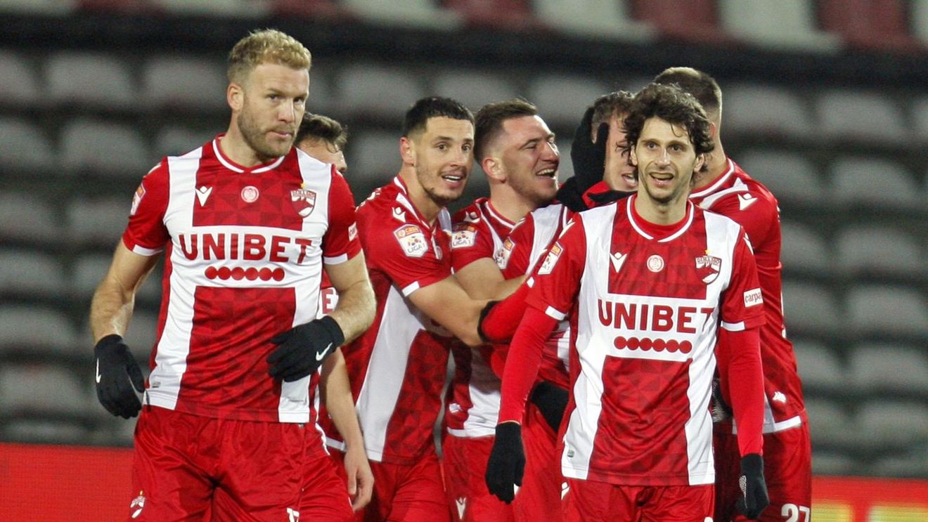 FC Argeș - Dinamo 0-1. Juan Camara și arbitrul Marian Barbu, protagoniștii unei victorii cu mari emoții pentru „câini”, la primul meci după plecarea lui Contra