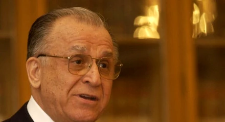 Milionarul român cu 3 pensii a povestit cum s-a întâlnit cu Ion Iliescu la miezul nopţii: Am rămas impresionat