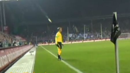 VIDEO** "Cazul bricheta", repetat în Bundesliga cu un pahar de bere