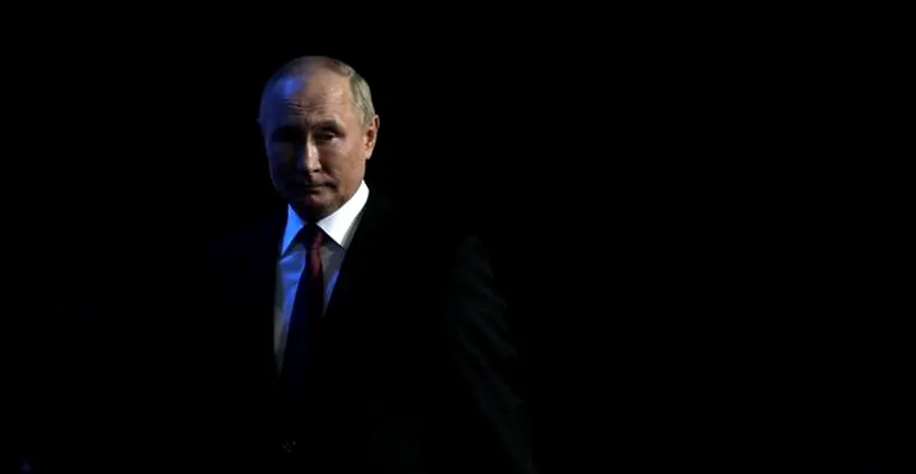 Putin a fost consultat de medici pentru dureri în piept și o criză de tuse. Discursul despre un posibil război nuclear a fost amânat