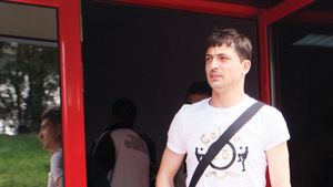 Rădoi îi ia apărarea lui Tănase:** "Și eu făceam la fel!"