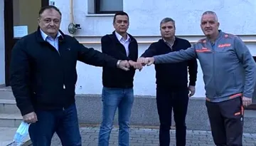 Fost polițist, fin al celui de-al treilea om în stat și ginere al unei foste șefe SRI. El este în pole-position pentru șefia AJF Timiș