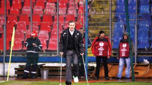 Ironii pentru Meme!** "Și-a rupt piciorul, partea cu ajutorul căreia el scria" Vezi răspunsul lui Stoica!