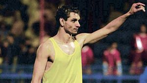 "Jucăm sub presiune! Sper să facem măcar egal cu Steaua!"