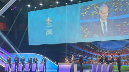 Destăinuirile unui voluntar de la Romexpo: "Premierul Orban a stat blocat în mașină timp de 15 minute". EXCLUSIV