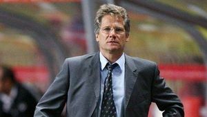 VIDEO / "Coridă" cu Boloni și Rafa Benitez