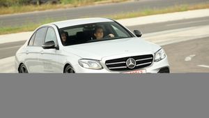 Spectacol pe patru roți la Academia Titi Aur! Mercedes prezintă Noua Clasă E și GLC Coupe alături de modelele AMG, PLUG-IN HYBRID și Clasa B Electric Drive