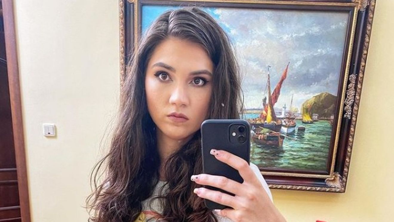 Fiica lui Marius Lăcătuș, Dominique, are un plan îndrăzneț după telenovele! Ce vrea să facă | GALERIE FOTO