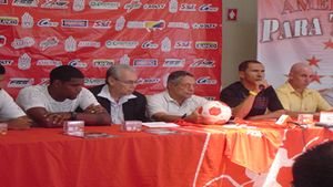 Pepe Moreno se întoarce acasă!