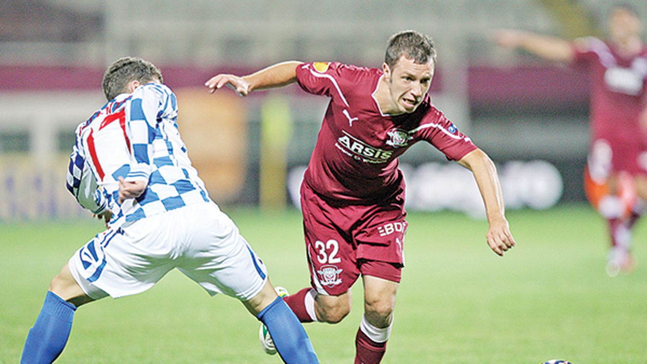 Clauză "Mucles" pentru "Mucles"!** Sabău și-a întors fața către Apostol și este dispus să se bazeze pe serviciile fostului stelist