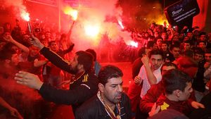 "Diavolii" au găsit IADUL la Istanbul!** VIDEO Cum au fost intimidați jucătorii lui United