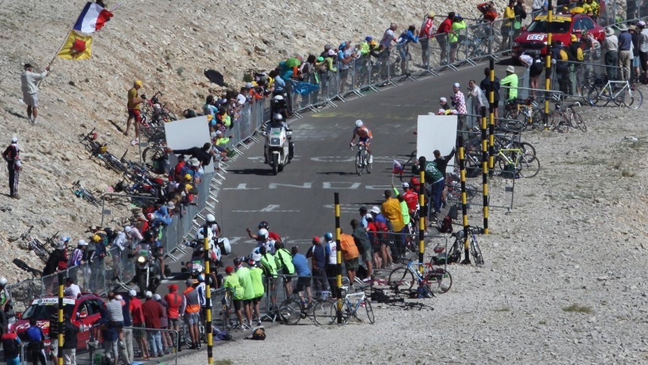 "Gigantul" care curmă vieți! De ce Mont Ventoux este o cățărare legendară și de ce se tem rutierii de Muntele "Chel"