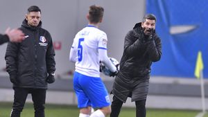Marinos Ouzounidis, nemulțumit după prima victorie în Liga 1 cu Universitatea Craiova. „Trebuia să dăm mai multe goluri”. Ce schimbări pregătește antrenorul grec