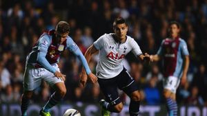 Gafă incredibilă făcută de un star din Premier League: a anunțat transferul înaintea cluburilor. Cum și-a dat de gol un coleg