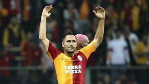 Florin Andone, uimit de ce a găsit la Galatasaray: "Nu am mai văzut așa ceva". Atacantul i-a transmis un mesaj lui Falcao după dubla din campionat