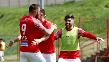 CSC Șelimbăr vrea să stea la mâna ei și nu mai acceptă pași greșiți pe final de sezon. Ioan Luca, ferm înaintea deplasării la Piatra Neamț: ”Atenția noastă se îndreaptă către ceea ce facem noi”