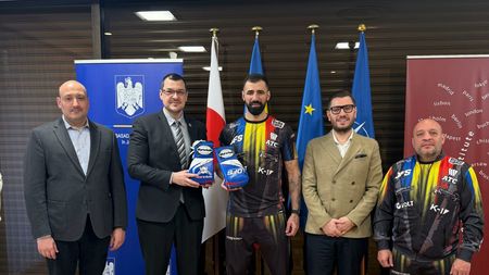 Bogdan Stoica a ajuns la Tokyo pentru K-1 World Grand Prix Final 8. Revanșă cu Mattia Faraoni în sferturi: "Azi e cea mai grea zi"